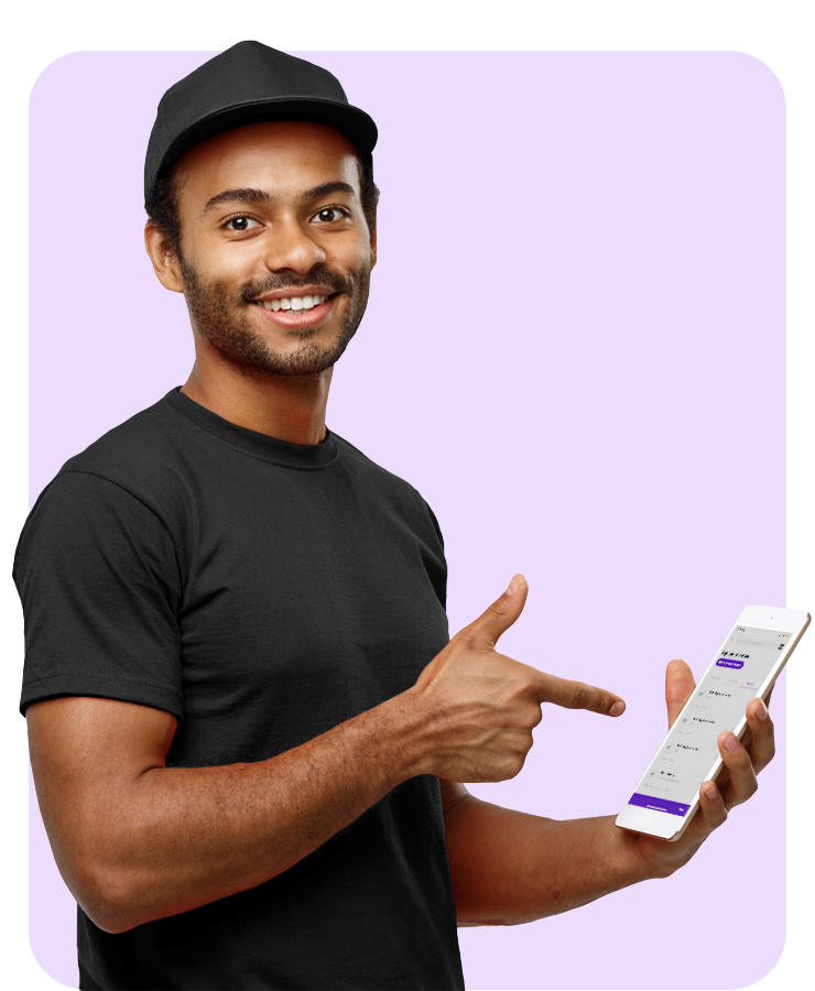 técnico feliz usando app auvo técnico feliz usando app auvo